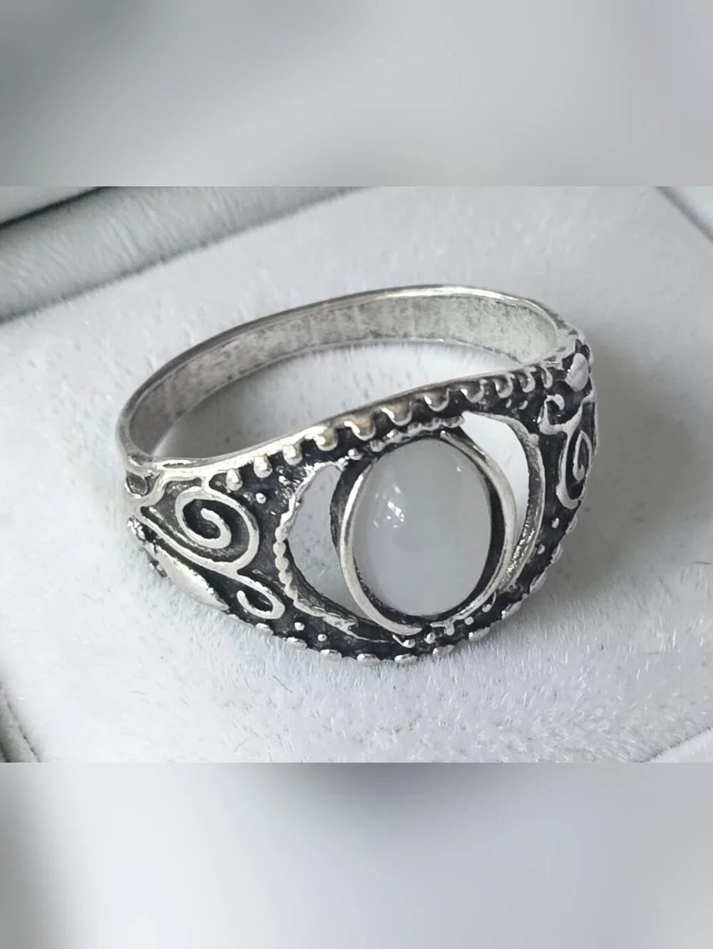 MOONSTONE MARCASITE VINTAGE INSPIRED LOOK  NEW SIZE 8 FILAGREE  BAND RING
